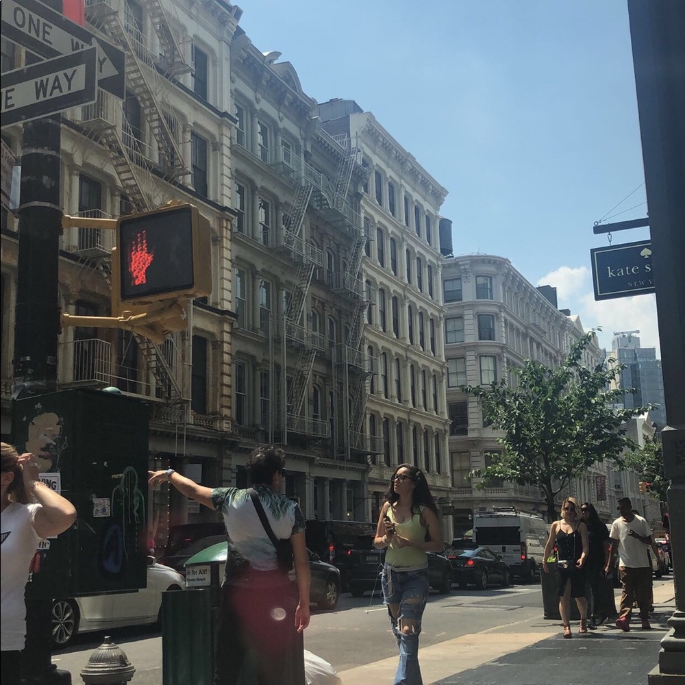 Meet your Posher, Brielle